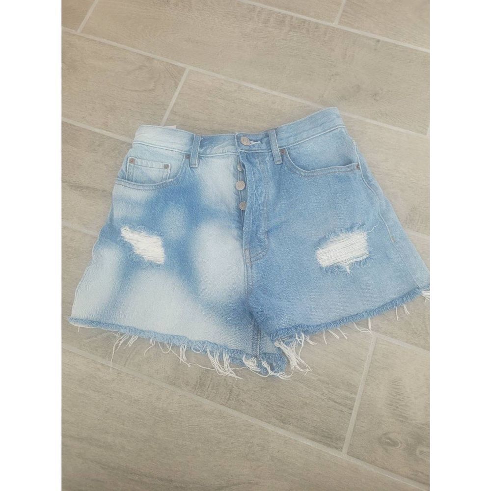 PacSun Ultra High Rise‎ Vintage Short Light Wash Bleached Distressed Denim 25